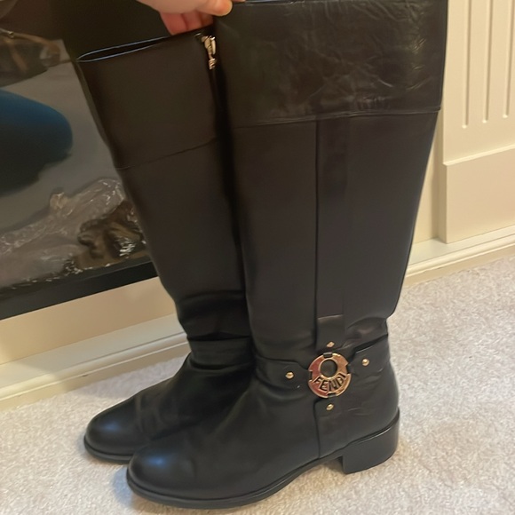 Fendi Boots - Picture 5 of 16